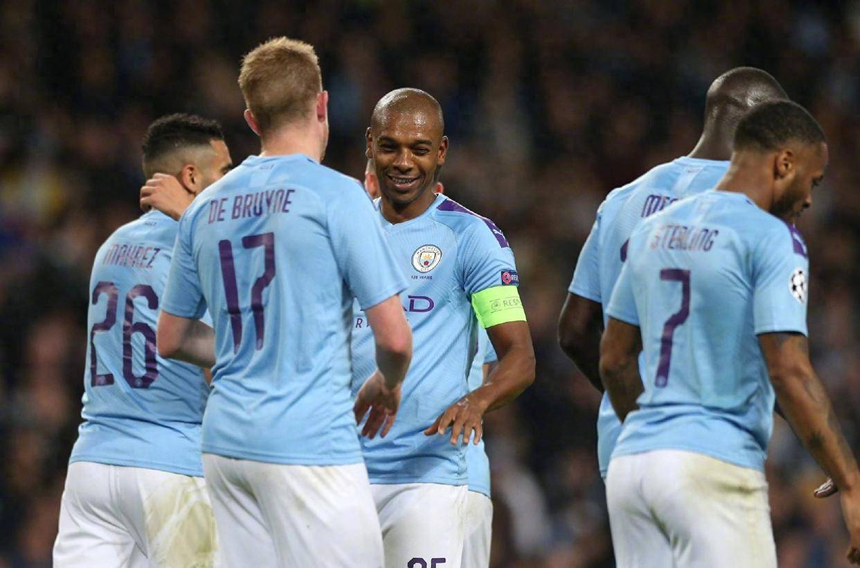 关于今晚曼城调整名单以备西甲；状态回暖环节打磨；悬念犹存；训练强度明显提升的信息