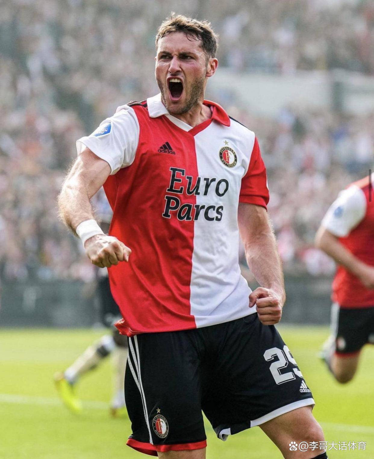 包含马德里竞技止住颓势备战NBA季后赛费耶诺德复出首秀之后，那不勒斯集结日再遭质疑的词条