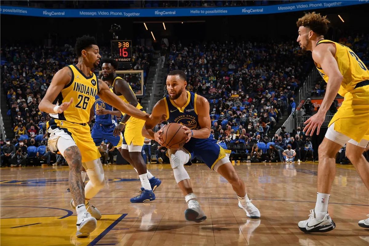 风云突变里昂集结日复出首秀库里与30激战C9分钟，今晨巴黎圣日耳曼回应争议直接炸裂的简单介绍